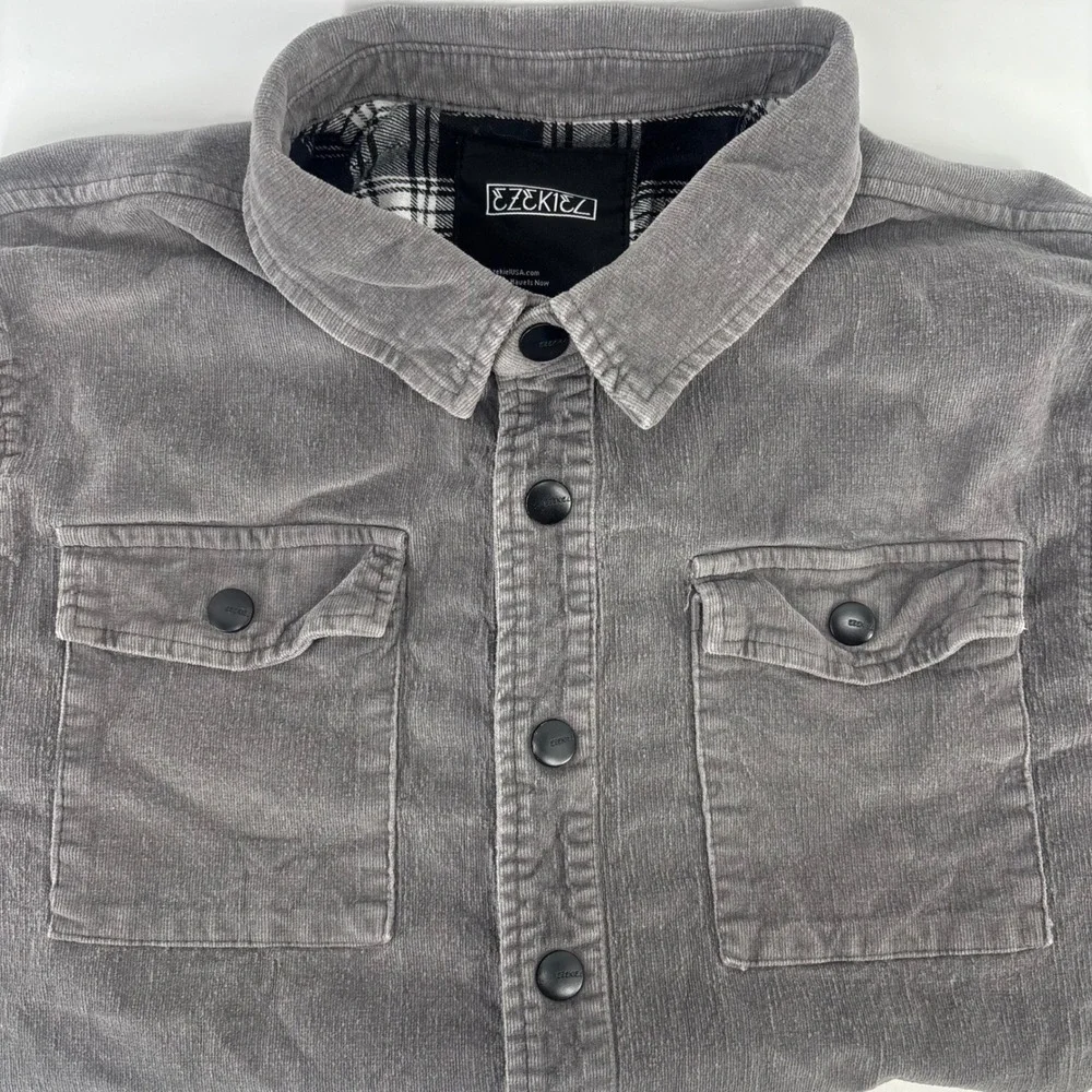 Ezekiel Shirt Jacket Mens Medium Gray Corduroy Flannel Lined EJ213044N Shacket